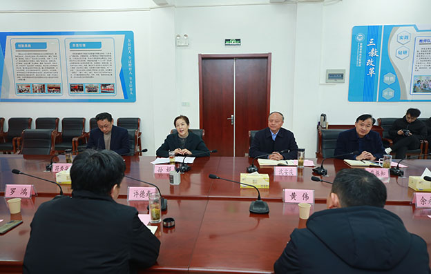B22A0165 .jpg