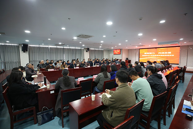 B22A1570 .jpg