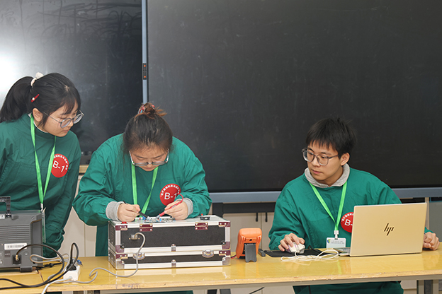 912b22a25d5d83ed15b79501866e6425 拷贝.jpg