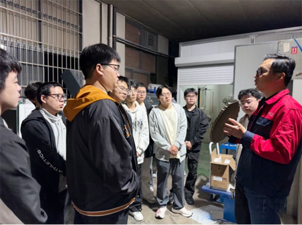 富技腾科现场讲学照片22.jpg