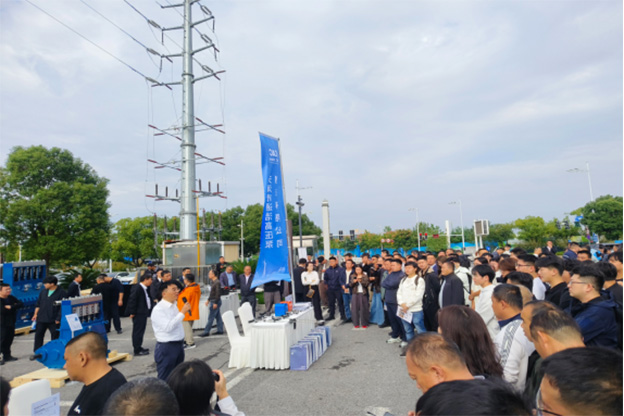 论坛展品现场展览11.jpg